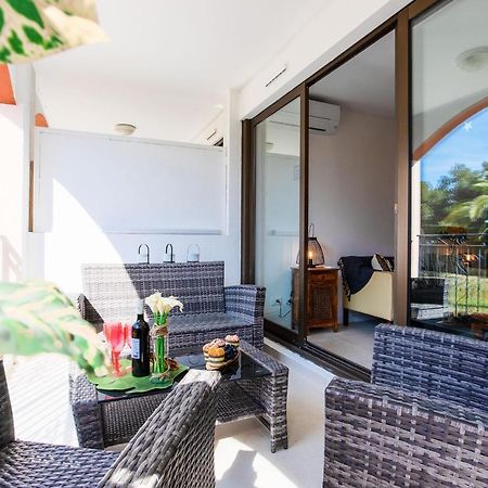 L'Ange Gardien Ap4269 By Riviera Holiday Homes Villefranche-sur-Mer Extérieur photo