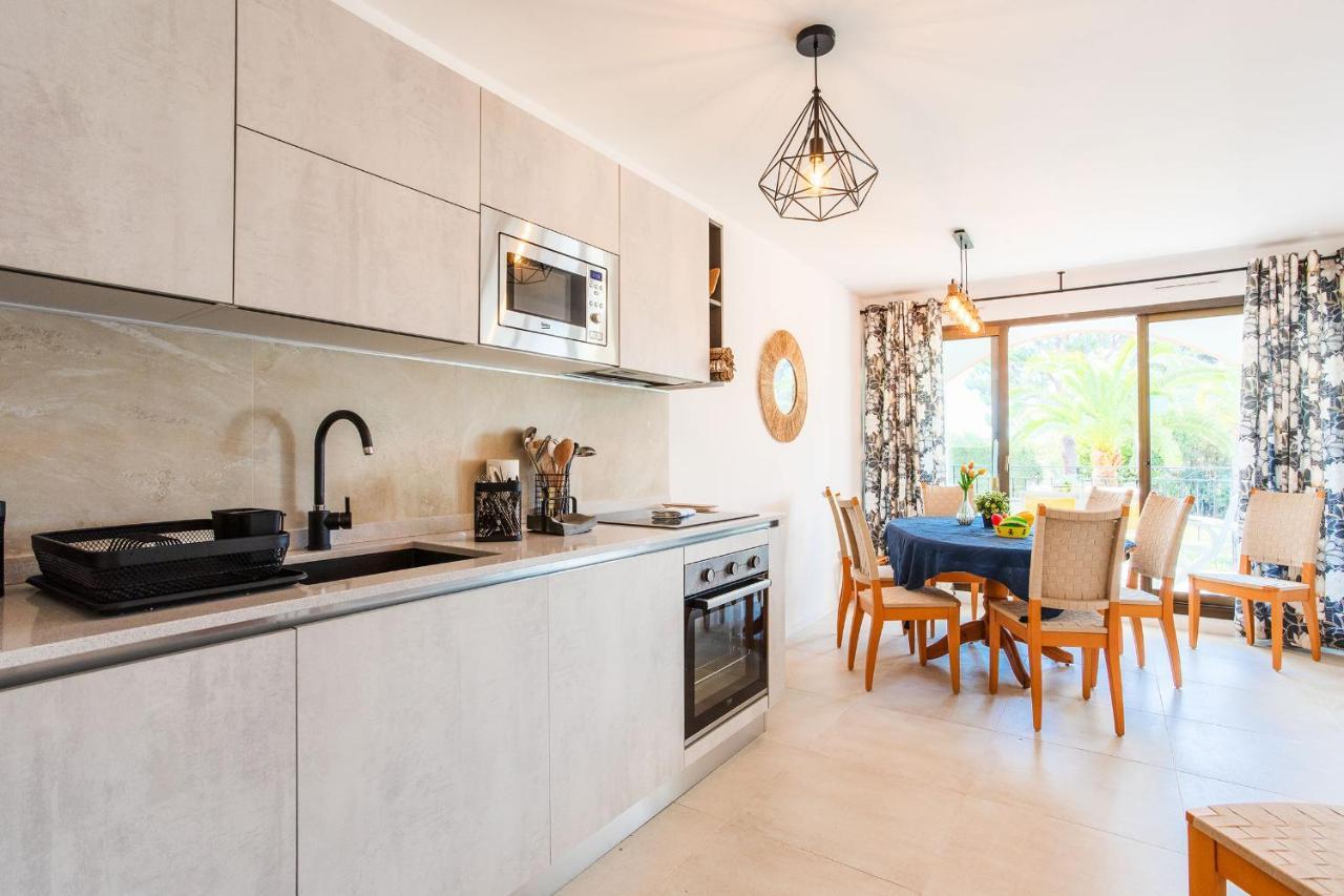 L'Ange Gardien Ap4269 By Riviera Holiday Homes Villefranche-sur-Mer Extérieur photo