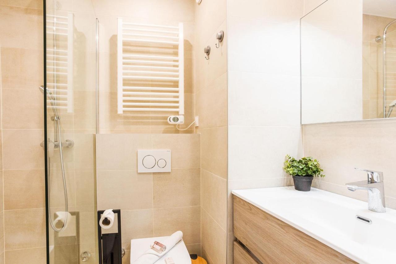 L'Ange Gardien Ap4269 By Riviera Holiday Homes Villefranche-sur-Mer Extérieur photo